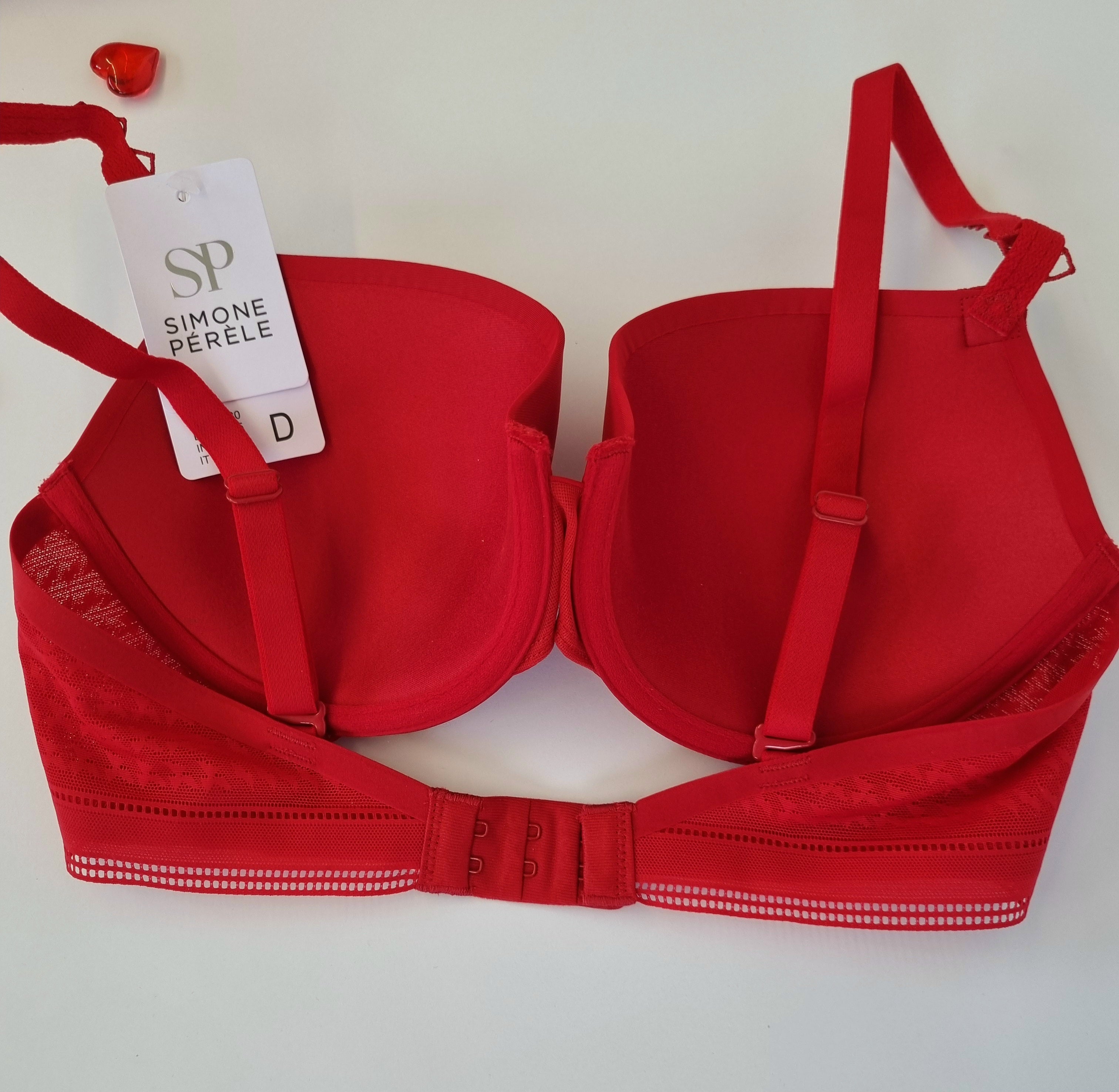 Red Bras by Simone Perele