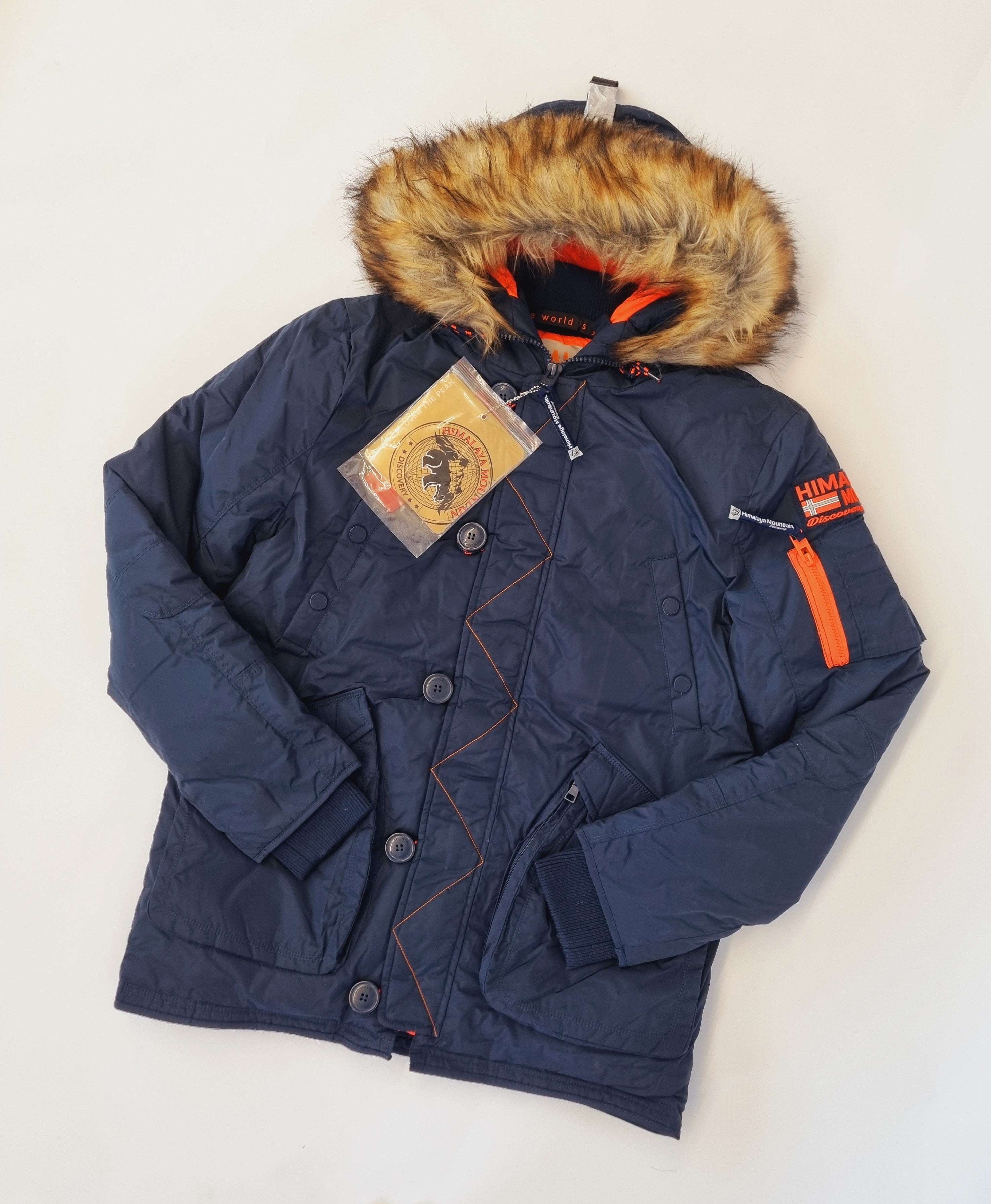 Mix of Branded Jackets (Second-Grade) – Canadian Peak, Napapijri, Mustang & More