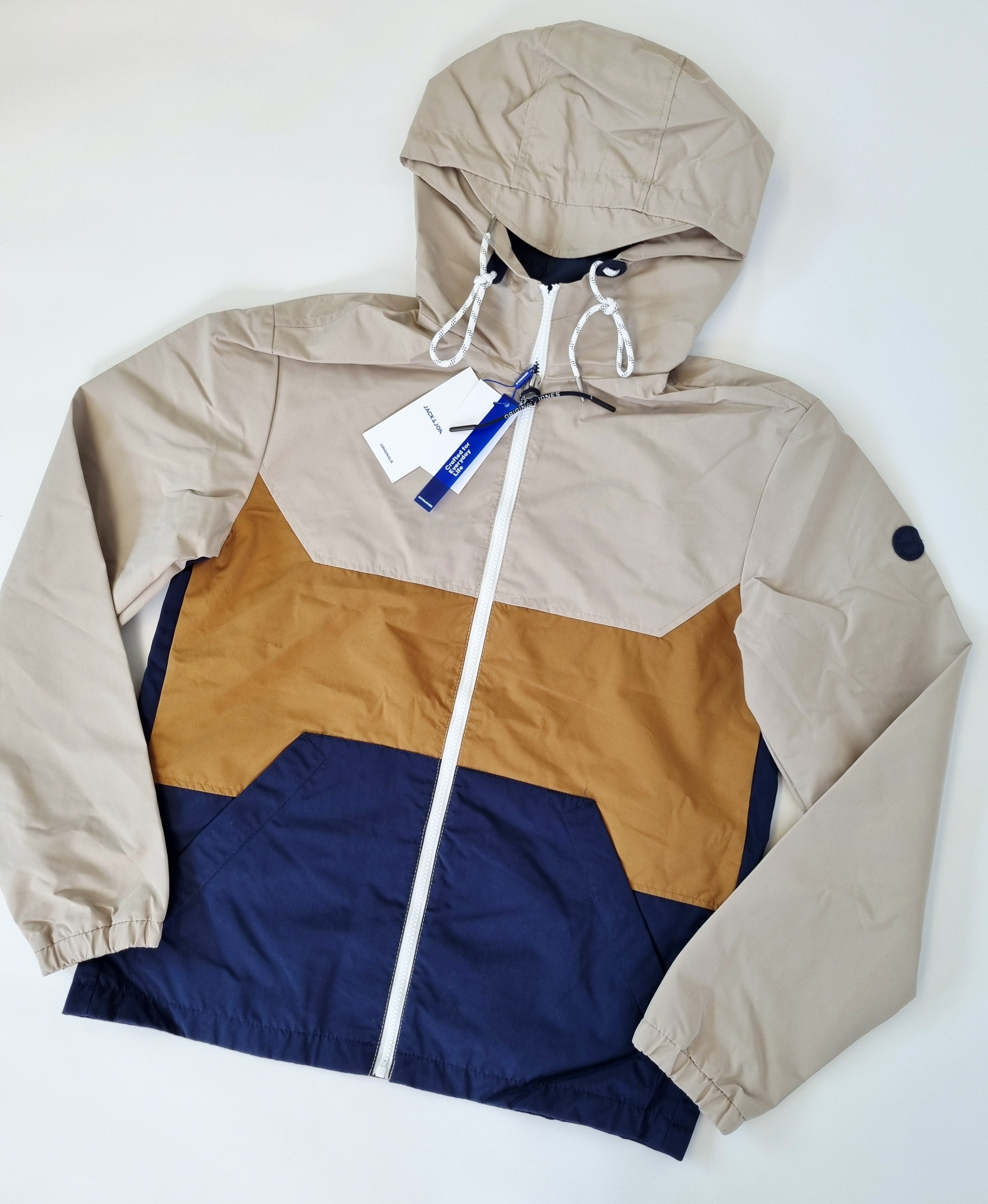 Mix Men’s Clothing from Jack & Jones