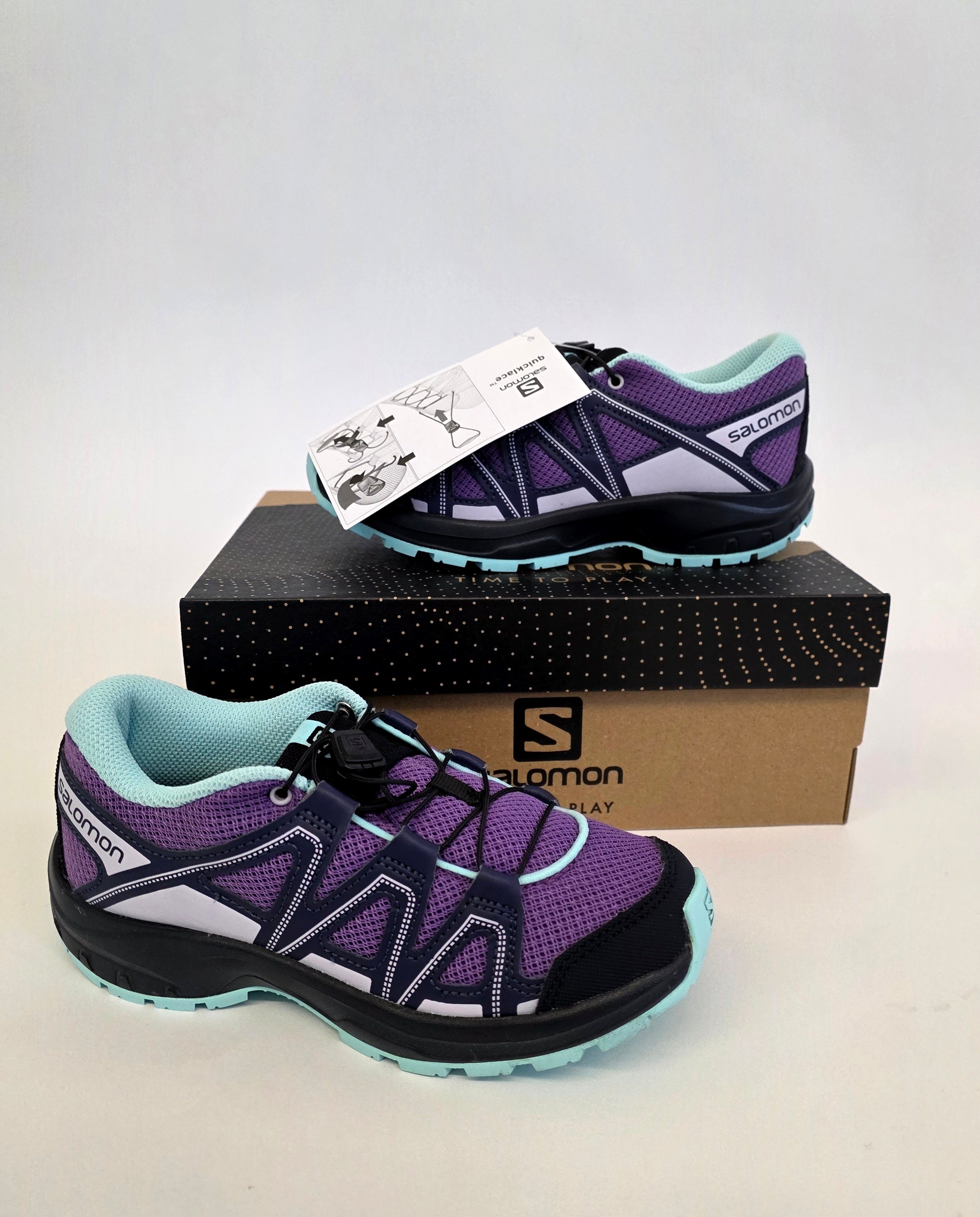 Mix of sports and branded shoes by Adidas, Reebok, Columbia Puma, Nike, New Balance, Loap, Geox and more
