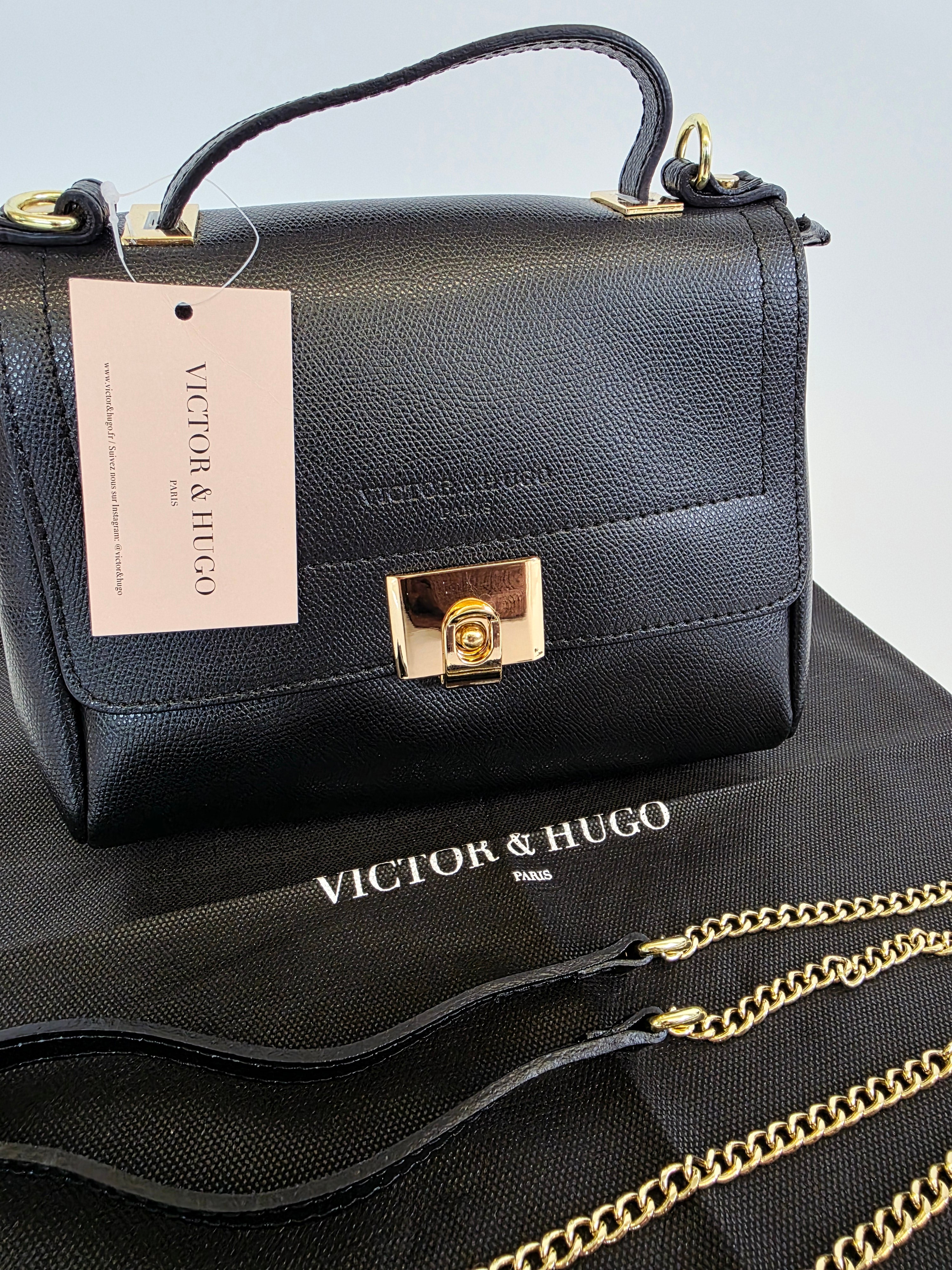 Mix of branded bags by Karl Lagerfeld, Love Moschino, Guess, Calvin Klein, Tommy Hilfiger and more.