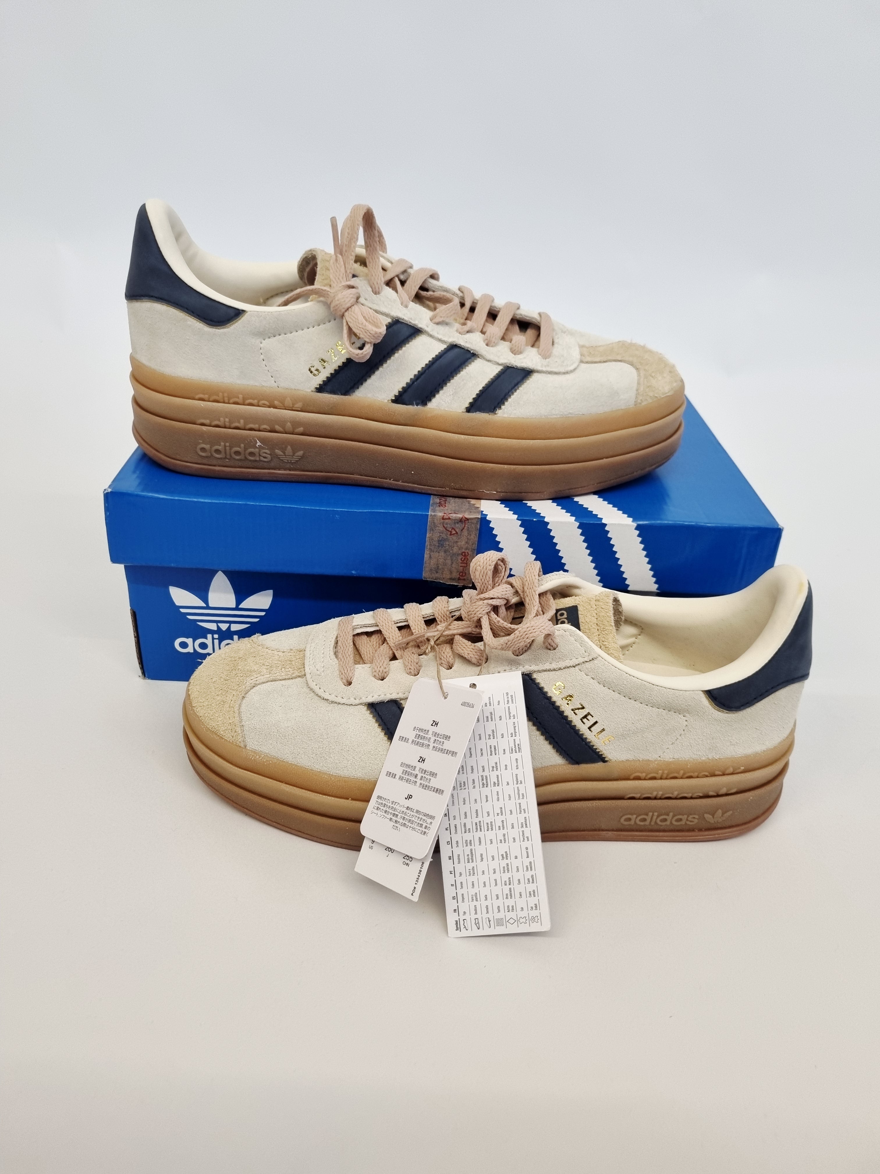 Mix of Sports & Branded Footwear – Adidas, Nike, Puma & More