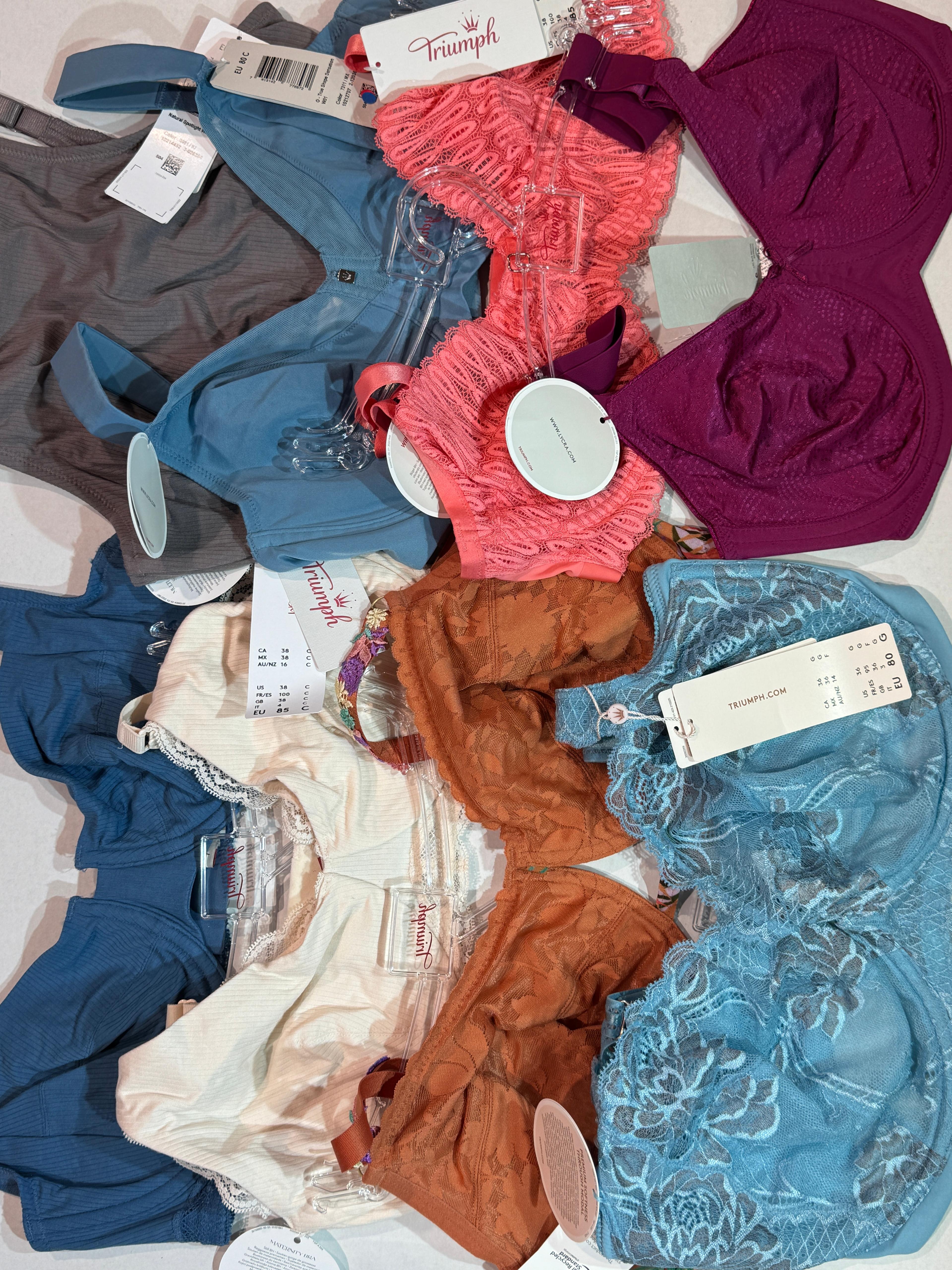 Mix Triumph 70% Bras  / 30% Slips Women’s Lingerie BIG Lot