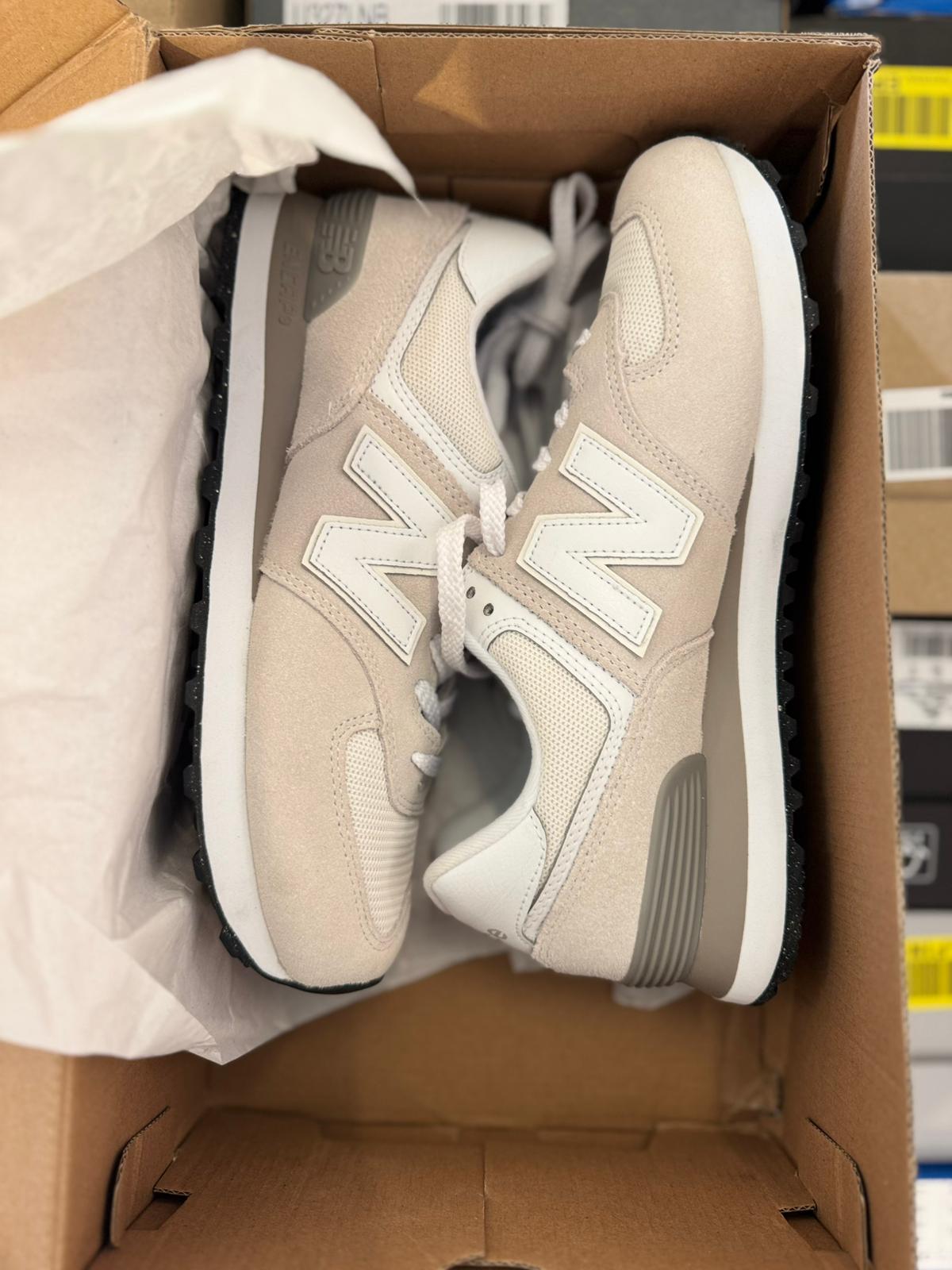 Mix branded shoes from ZALANDO Adidas, Nike, New Balance and more
