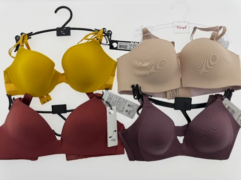 Mix teen girls’ bras Triumph / Sloggi 50% / 50% Big LOT