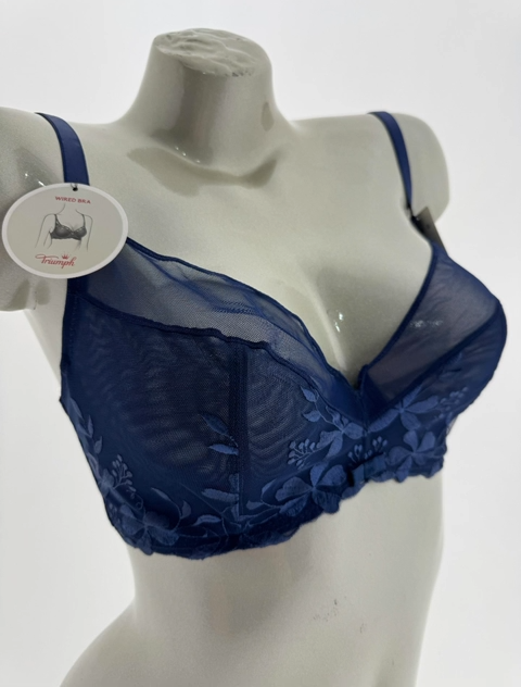 Mix teen girls’ bras Triumph / Sloggi 50% / 50% Big LOT